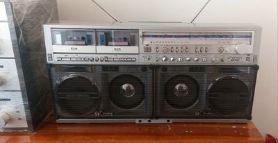Продам Sharp 777Z