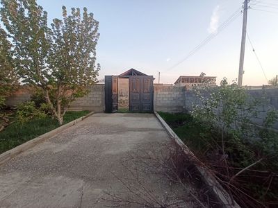 Xovli uy dacha sotiladi