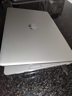 Продаю :Ноотбук-НР LAPTOP.