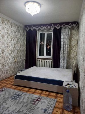 кровать ва стенка 700 000 га сотилади (матраси билан жуда яхши холат)