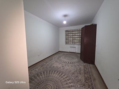 Ижарага кивартира ибин сино да 3 хоналий навастиройка дом 450$ ойилага