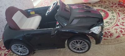 Болалар мошинаси енги кочага обчикилмаган хали