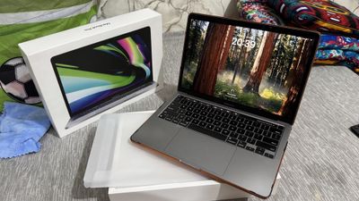 Macbook pro M2 holati zor