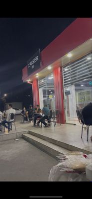 Tayyor ovqat biznesi sotiladi