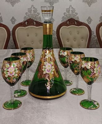 Продается графин и фужеры