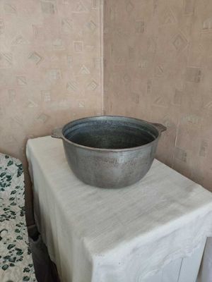 Казан вместимость 8л