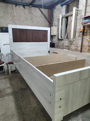Кровать 120*200 бу в хорошем состоянии