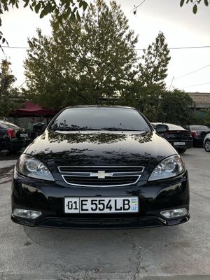 Jentra 2017 yil Qora toza prabek 100.000 min yurgan