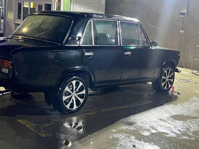 Srochna vaz 2101 sotaman