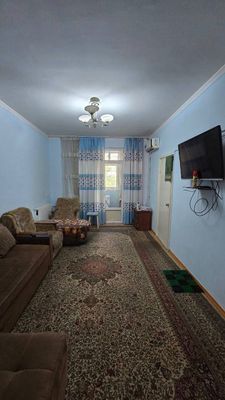Аренда хозяйкали Чилонзор 16 кв 2/2/4 Талаба йигитларга.