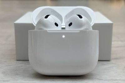 Airpods 4 anc orginal