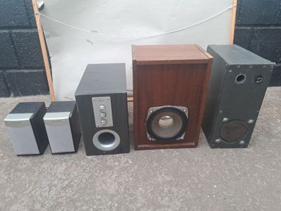 продаются колонки и динамики