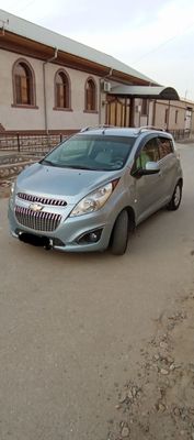 Spark mashinasi sotiladi