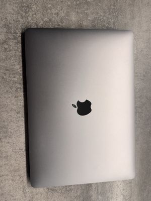 Продается Macbook M1 2020 8/255