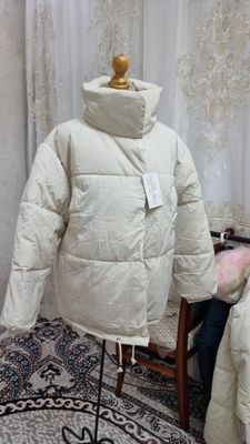 Новая  куртка  размеро 50/52