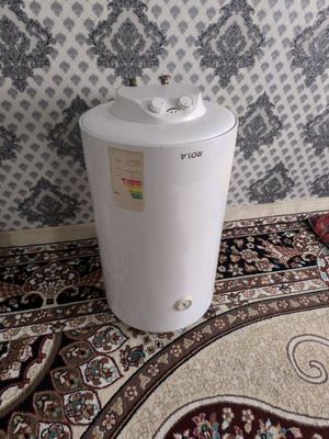 Срочно продаётся ariston royal 80 л полностью рабочий отличный