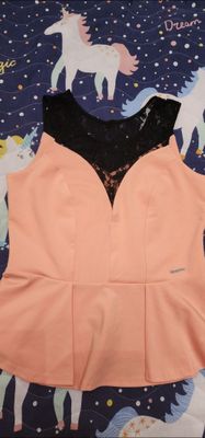 Блузка М 46 рр GUESS оригинал новая