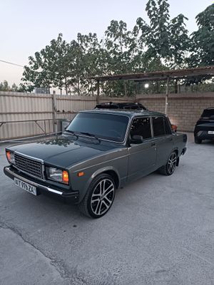 Vaz 21 07 sotiladi