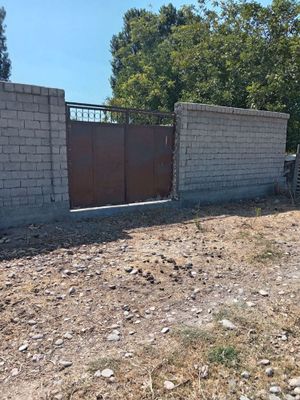 Срочно продается в янгийле участок 5,5 суток