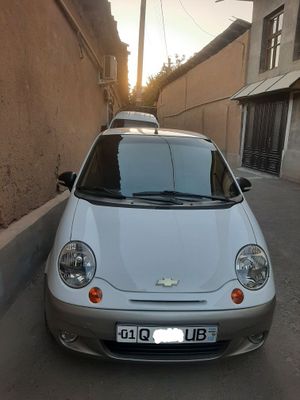 Sotiladi Best 2017 yil Kandor Metan gaz bor