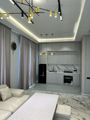Продам готовую кухню с техникой