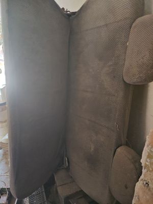 Damas arqa sidenoya sotiladi