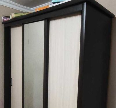 Shkaf sotiladi | Продается шкаф