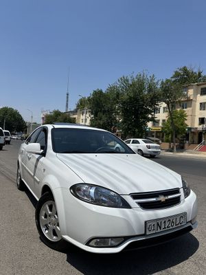 Gentra 3-pozitsiya 2023 yil Sotiladi