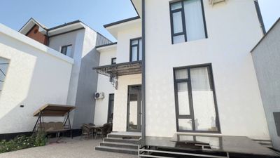 Дом 2.3 сотки 6 комнат Греческий городок