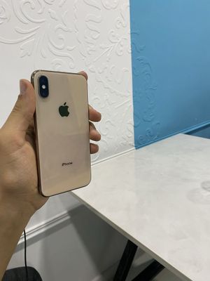 Iphone Xs gold