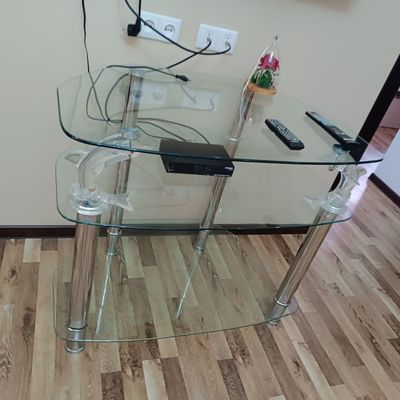 Продается стеклянная подставка для телевизора