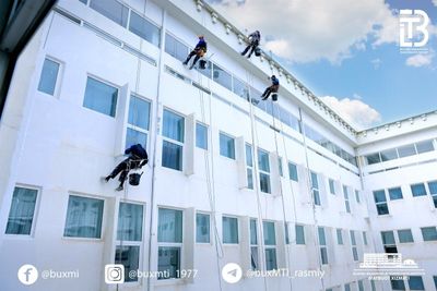 OYNA YUVISH,cleaning, alpinist xizmatlar.City Falcons jamoasii