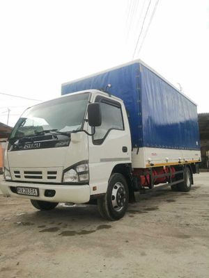 ISUZU yuk mashinasi