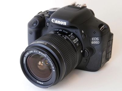 Canon 600d sotilad