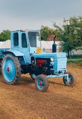 Yangi T28 traktor