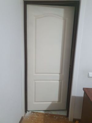 Эшик сотилади б/у
