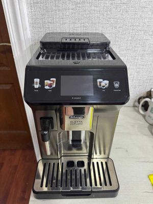 Продается кофе машина DeLonghi ECAM450.86.T Eletta