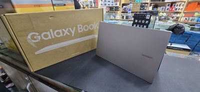Samsung galaxy book 4