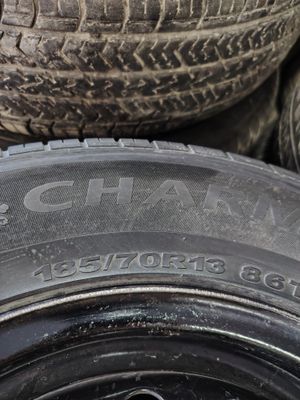 185 70 R 13 Charmhou balonlari sotiladi
