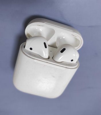 наушники Apple Airpods 2