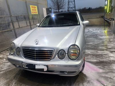 Продам свой Мерседес w210.