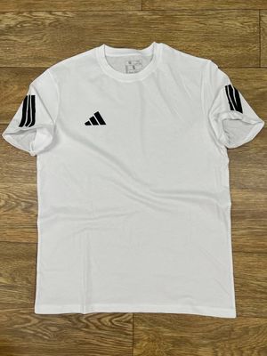 Adidas va JAKO futbolkalar
