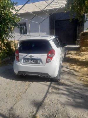 Spark 2 p sotiladi