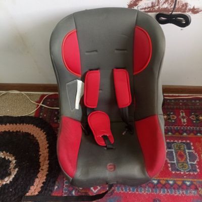Продаю детское автокресло