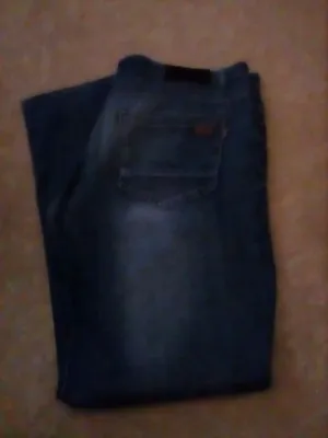 Джинсы для мужчин