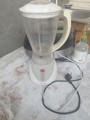 Блендер белый epa