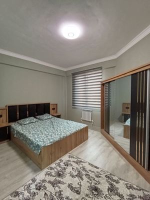 Новза метро якинида оилага квартира арендага берилади