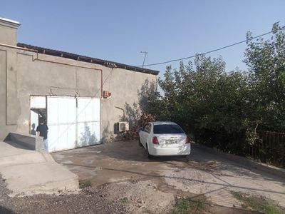 Nazarbek torozda 10sotuk uy sotiladi
