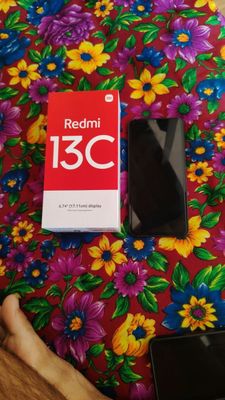 Redmi 13c 8+8 ram 256gb