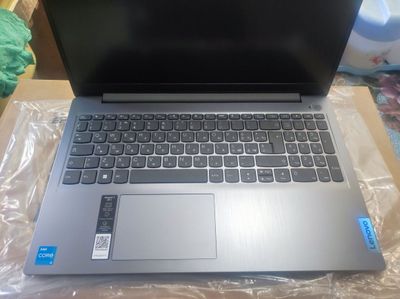 Lenovo laptop yengi